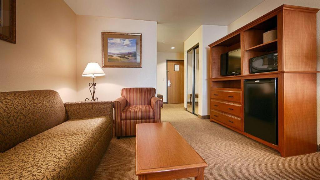 Best Western Territorial Inn And Suites Bloomfield Esterno foto