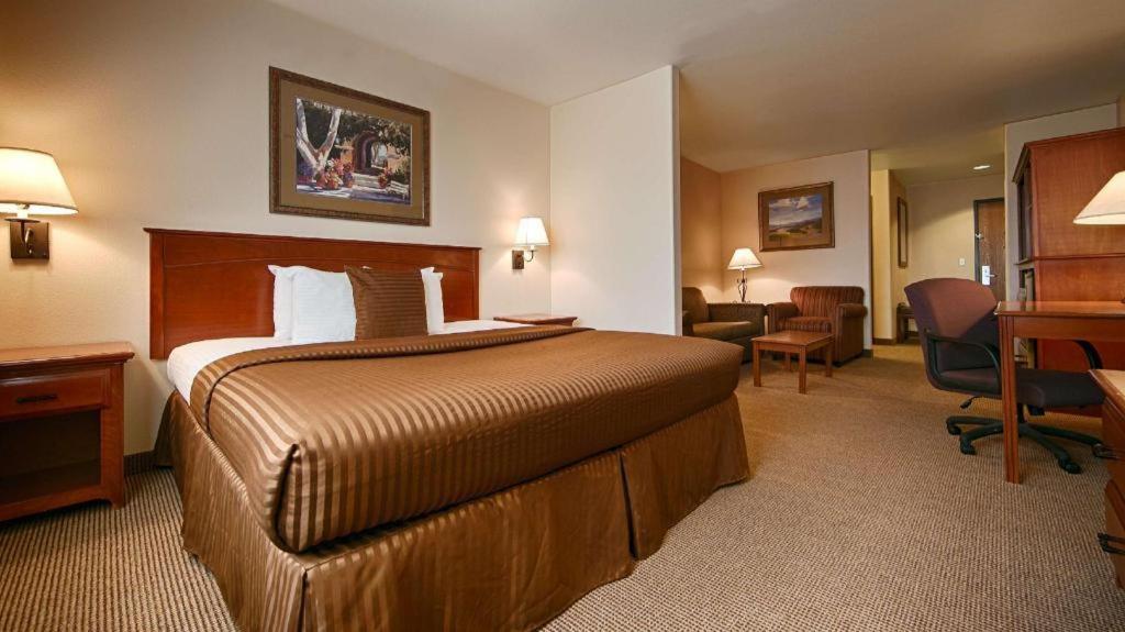 Best Western Territorial Inn And Suites Bloomfield Esterno foto